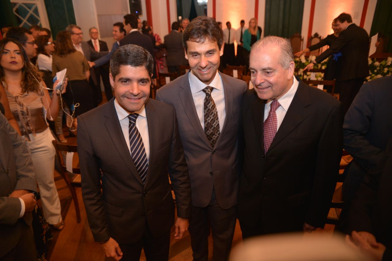  ACM Neto, Claudio Cunha e ACM Júnior       